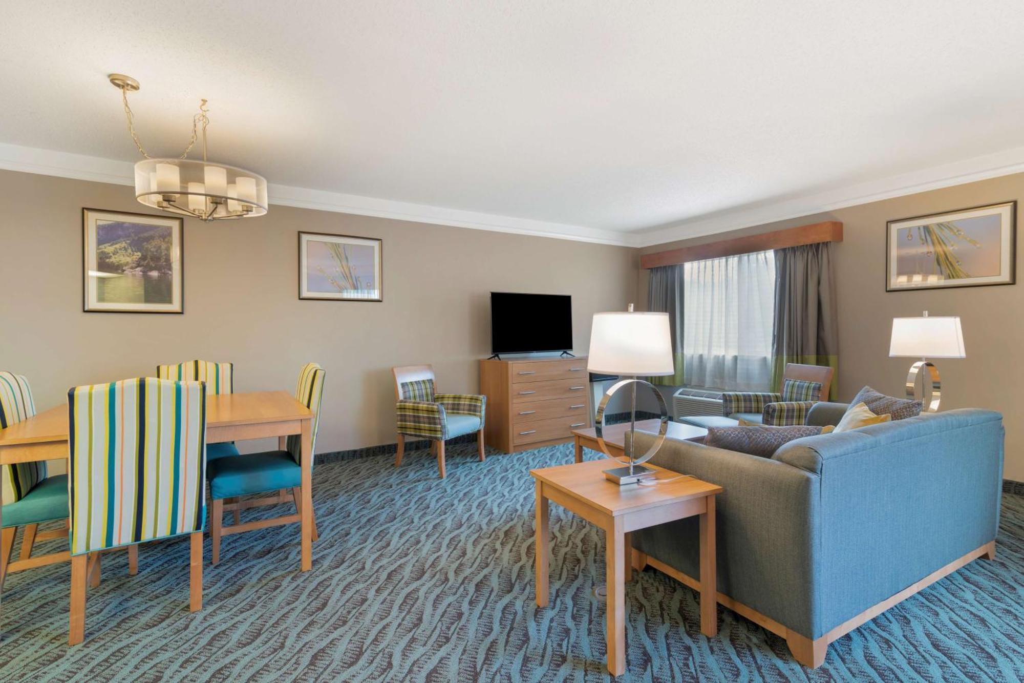 Best Western Plus Executive Court Inn & Conference Center Manchester Exteriér fotografie